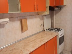 Unirii, Nerva Traian, vizavi de Hotel Bucharest Unirii Square